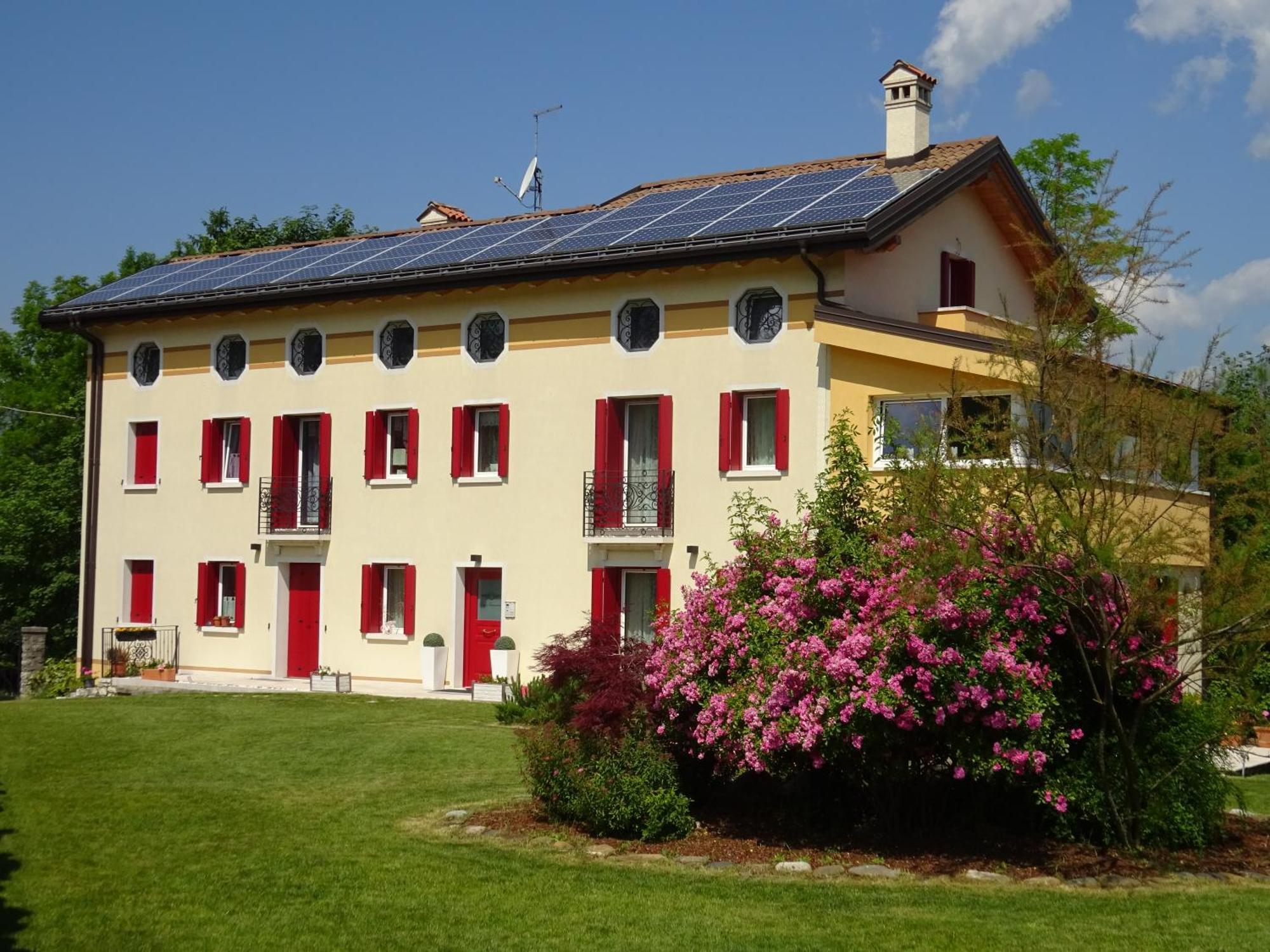 Bed and Breakfast Casa Novecento Feltre Esterno foto